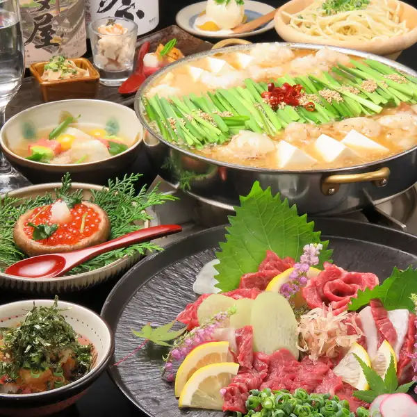 博多もつ鍋一藤のもつ鍋と料理